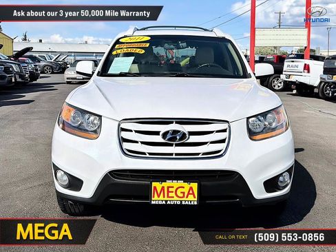 Used 2011 Hyundai Santa Fe Limited FWD image 4
