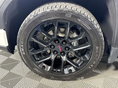 Used 2023 GMC Sierra 1500 Denali w/ Technology Package image 33