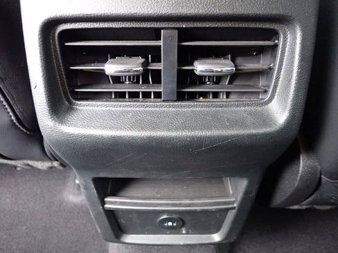 Certified 2024 Ford Edge SEL image 18