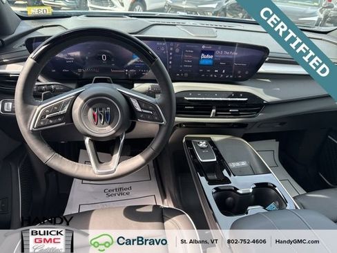 Certified 2026 Buick Enclave Avenir w/ Super Cruise Package AWD/4WD image 18
