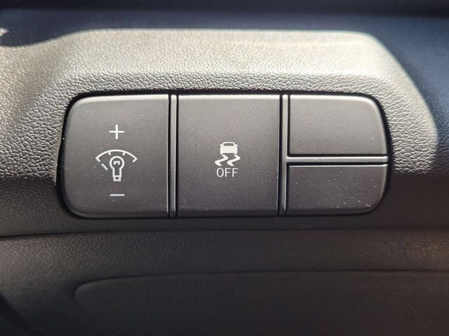 New 2026 Hyundai Elantra SEL Sport FWD image 19