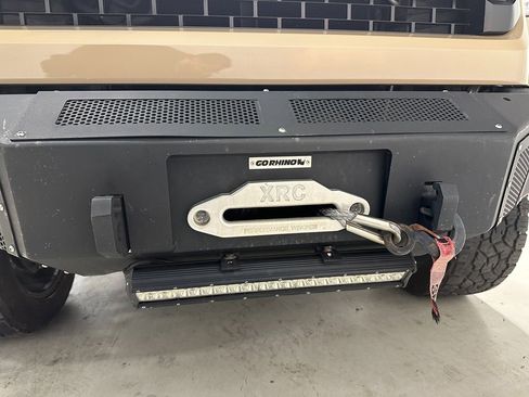 Used 2017 Toyota Tundra SR5 w/ SR5 Upgrade Package image 4