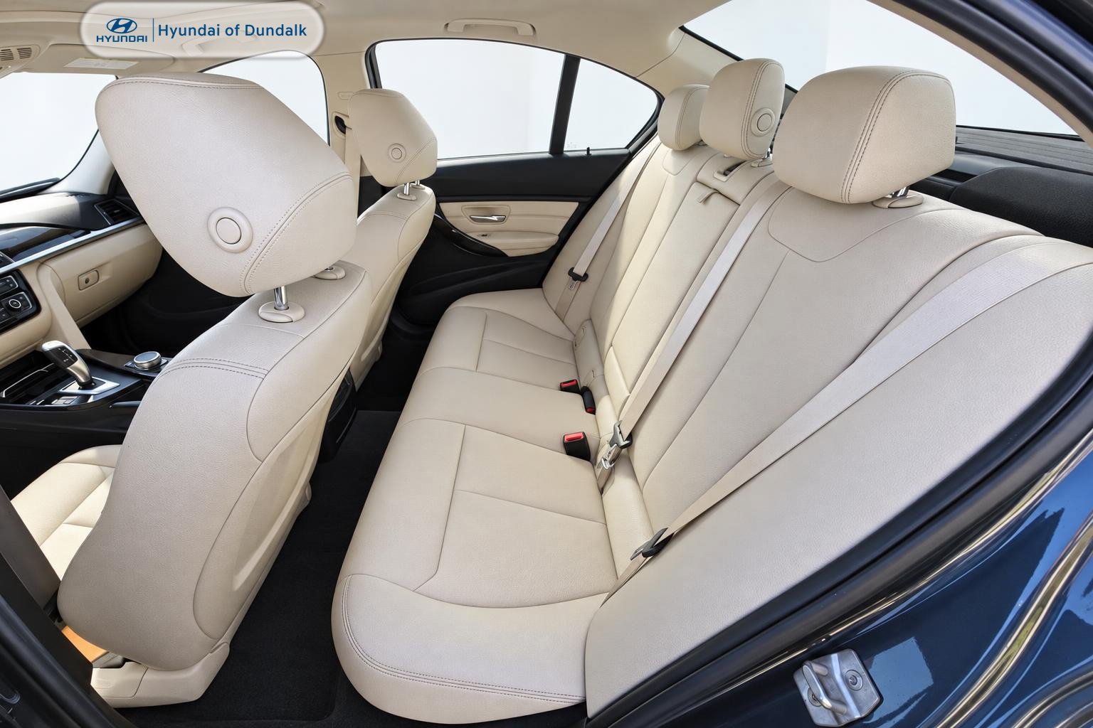 Used 2016 BMW 320i xDrive Sedan AWD/4WD image 9