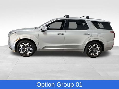 Used 2022 Hyundai Palisade Calligraphy image 2
