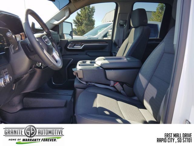 Used 2026 GMC Sierra 2500 SLE AWD/4WD image 10