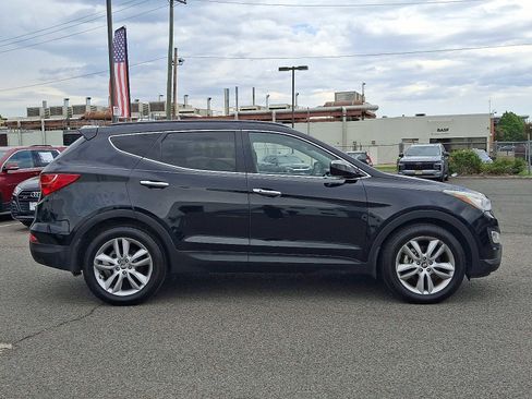 Used 2014 Hyundai Santa Fe Sport 2.0T w/ Navigation Package 06 AWD/4WD image 8