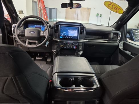 Used 2025 Ford F150 STX RWD image 17