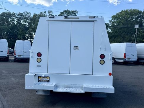 Used 2016 Chevrolet Silverado 3500 W/T RWD image 4