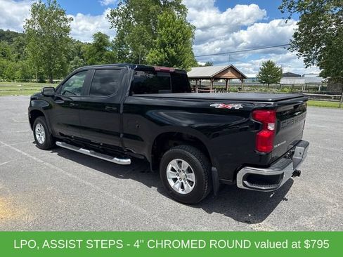 Used 2022 Chevrolet Silverado 1500 LT w/ Safety Package AWD/4WD image 4