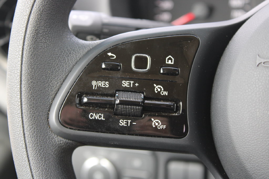 Used 2021 Mercedes-Benz Sprinter 3500 image 40