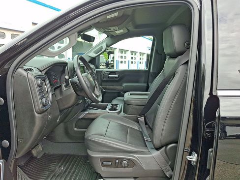 Certified 2021 Chevrolet Silverado 1500 LTZ w/ Technology Package AWD/4WD image 11