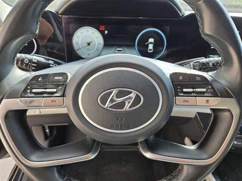 Used 2022 Hyundai Elantra Limited w/ Cargo Package image 24