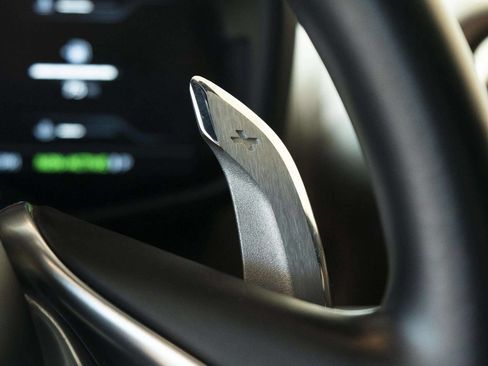 Used 2022 McLaren GT RWD image 24