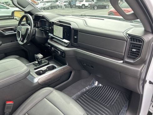 Used 2023 Chevrolet Silverado 1500 LTZ w/ LTZ Premium Package image 59