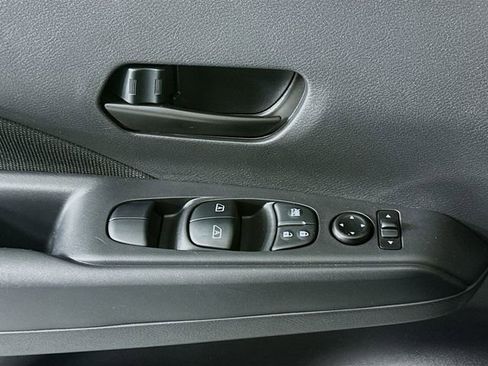 Certified 2024 Nissan Kicks S image 18