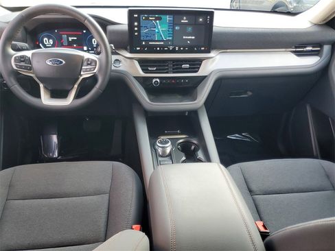 Used 2025 Ford Explorer Active image 14