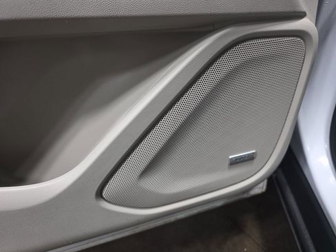 Used 2024 GMC Terrain Denali w/ Denali Premium Package image 34