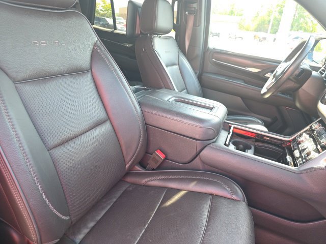 Used 2022 GMC Yukon Denali w/ Denali Ultimate Package RWD image 16