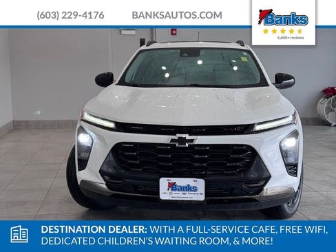 Certified 2024 Chevrolet Trax ACTIV w/ Sunroof Package image 3