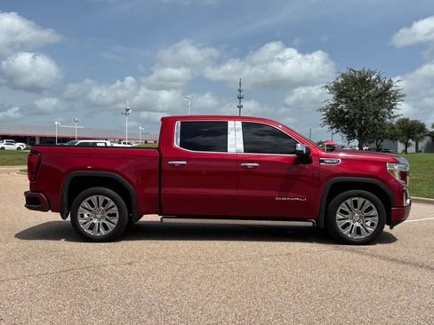 Used 2022 GMC Sierra 1500 Denali w/ Denali Premium Package AWD/4WD image 4