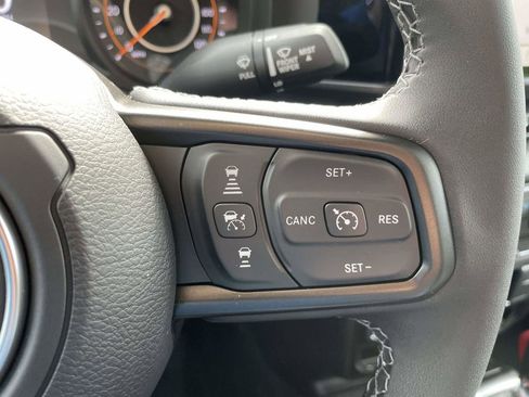 New 2025 Jeep Gladiator Sport AWD/4WD image 14