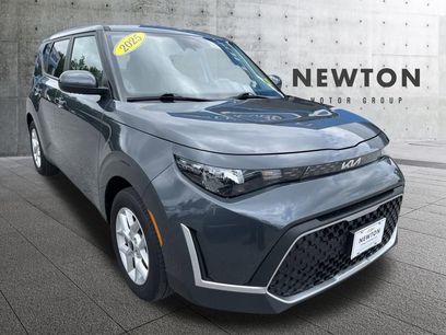 Used 2025 Kia Soul LX w/ LX Technology Package