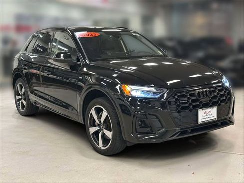 Used 2023 Audi Q5 2.0T Premium Plus w/ Premium Plus Package image 3