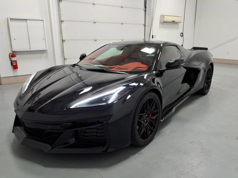 Used 2024 Chevrolet Corvette Z06 w/ Battery Protection Package RWD image 7