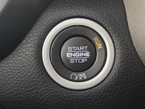 Used 2022 RAM 3500 Laramie image 21