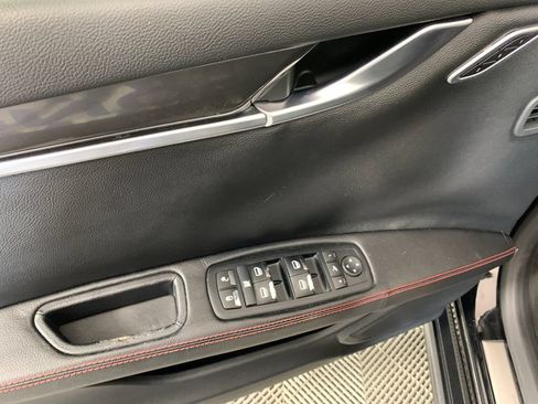 Used 2017 Maserati Ghibli RWD image 14