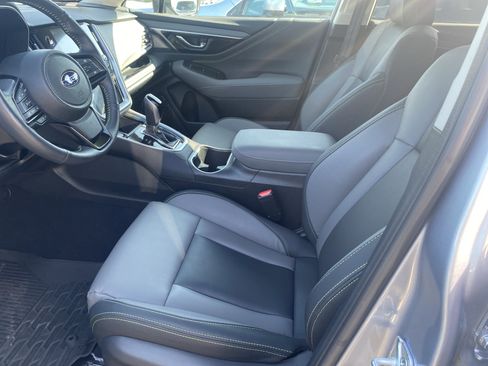 Used 2025 Subaru Outback Onyx Edition XT AWD/4WD image 21