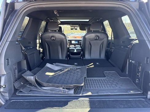 New 2025 Lincoln Navigator Reserve w/ Jet Appearance Package image 12