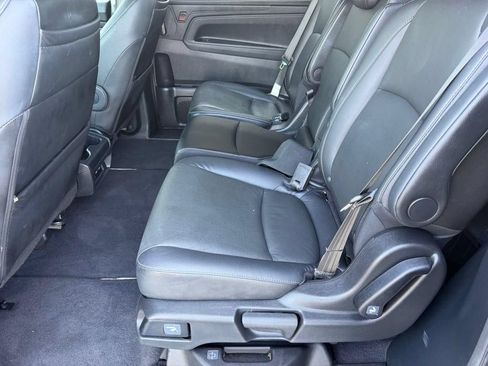 Used 2021 Honda Odyssey Touring image 11
