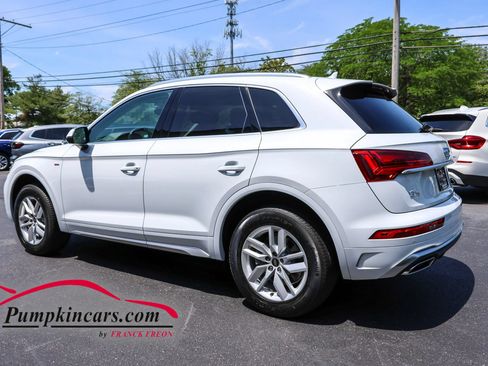 Used 2023 Audi Q5 2.0T Premium w/ Convenience Package AWD/4WD image 4