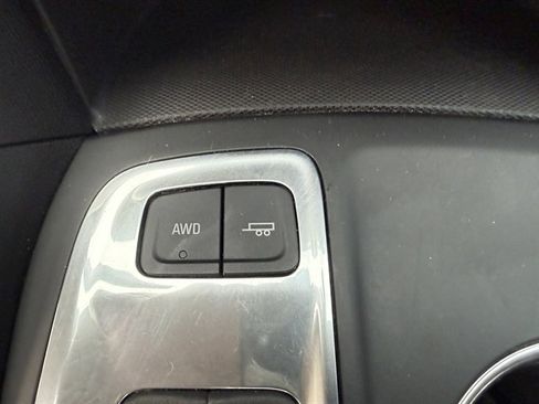 Used 2019 Chevrolet Equinox LT image 19