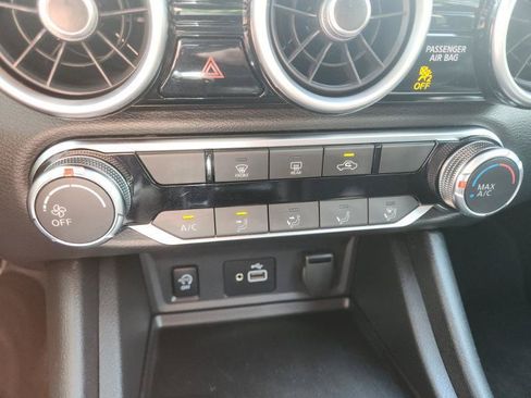 Used 2024 Nissan Sentra S FWD image 12