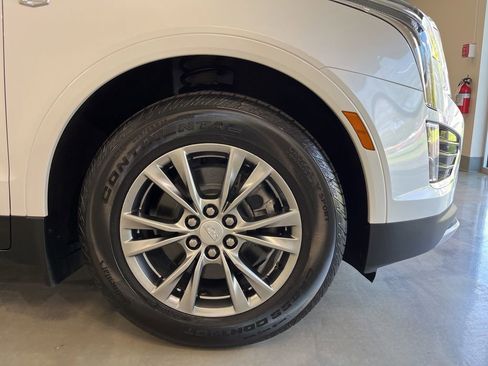 Used 2021 Cadillac XT5 Premium Luxury AWD/4WD image 7