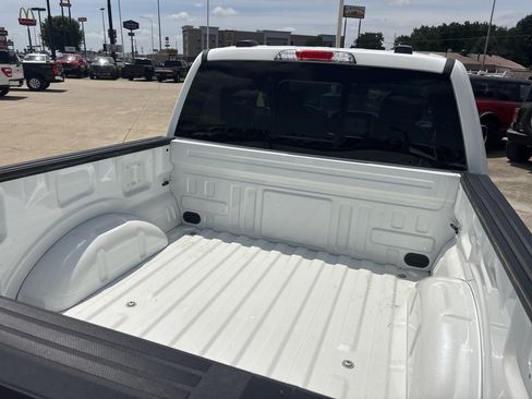 Used 2025 Ford F150 Lariat w/ Equipment Group 501A Mid AWD/4WD image 5