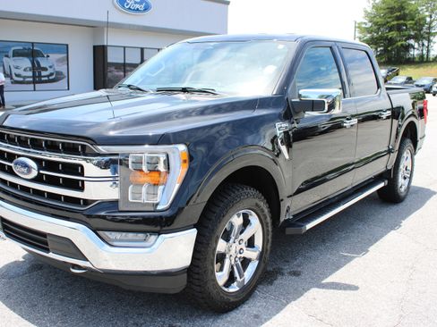 Used 2023 Ford F150 Lariat w/ FX4 Off-Road Package AWD/4WD image 2