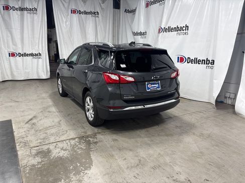 Used 2021 Chevrolet Equinox Premier AWD/4WD image 3