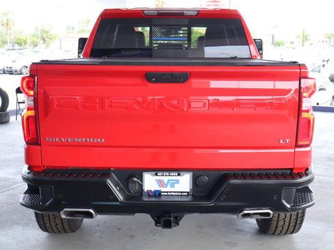 Used 2021 Chevrolet Silverado 1500 LT Trail Boss w/ Convenience Package II AWD/4WD image 6