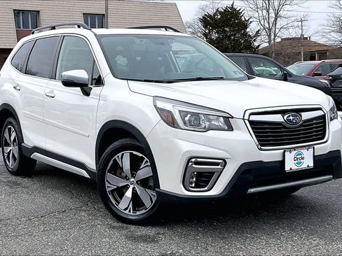 Used 2019 Subaru Forester Touring image 2