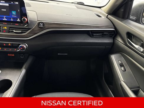 Certified 2025 Nissan Altima 2.5 SV FWD image 19