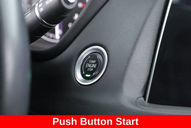 Used 2022 Cadillac XT4 Sport AWD/4WD image 23