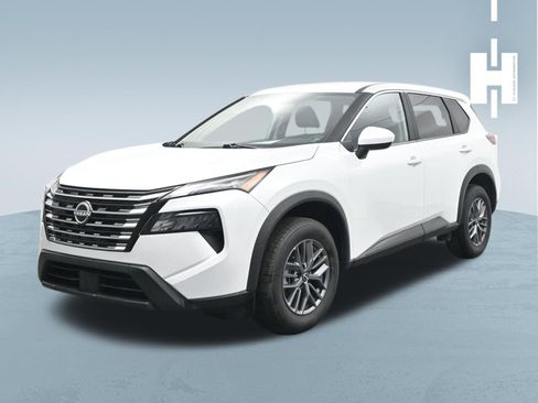 Used 2026 Nissan Rogue SV AWD/4WD image 1