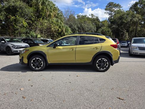 Certified 2023 Subaru Crosstrek 2.0i image 4