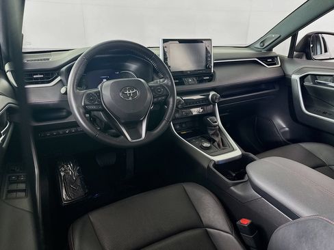 Certified 2022 Toyota RAV4 XSE w/ Premium Package AWD/4WD image 19