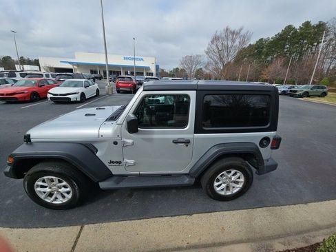 Used 2023 Jeep Wrangler Sport S image 1
