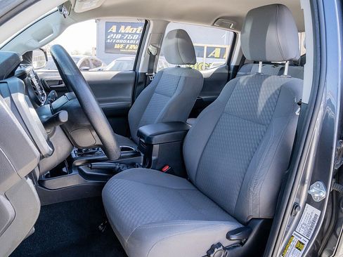 Used 2022 Toyota Tacoma SR w/ SR Convenience Package image 14