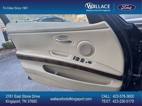 Used 2010 BMW 328i Sedan RWD image 21
